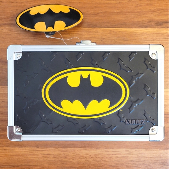 Vaultz Other - Batman Locking Supply Box w/keys.
